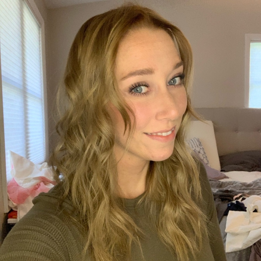 Meet your Posher, Brittany